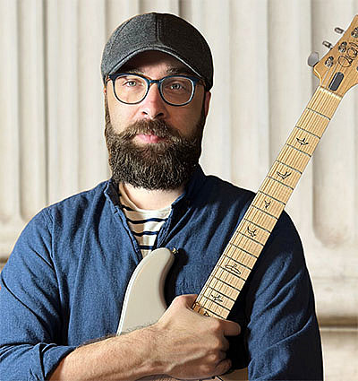 Image of Devin R. Flynt.