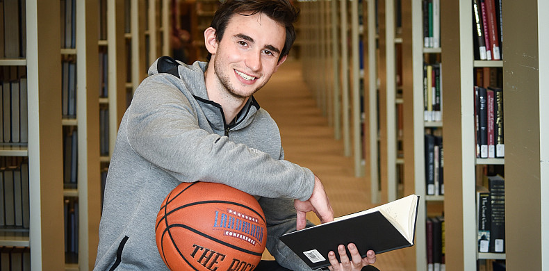 Lukas Yurasits '22